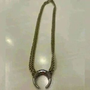 Stella & Dot Double Take Horn necklace. Two-Toned.